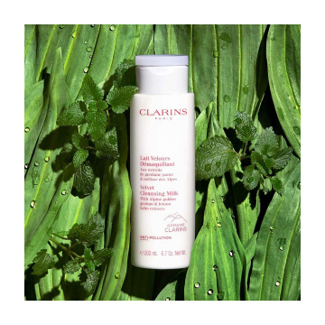 Clarins Velvet