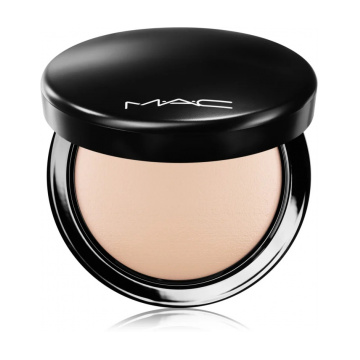 MAC Mineralize Skinfinish Natural